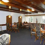 A Restaurace U Veterana Pensionat