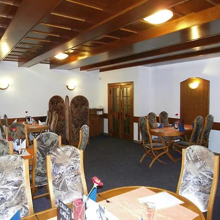 A Restaurace U Veterana Penzion *