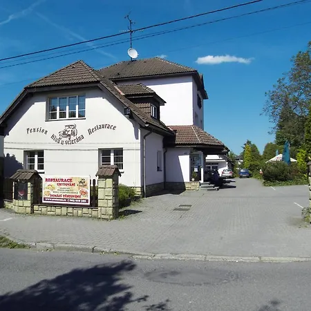 게스트하우스 A Restaurace U Veterana Frenštát pod Radhoštěm