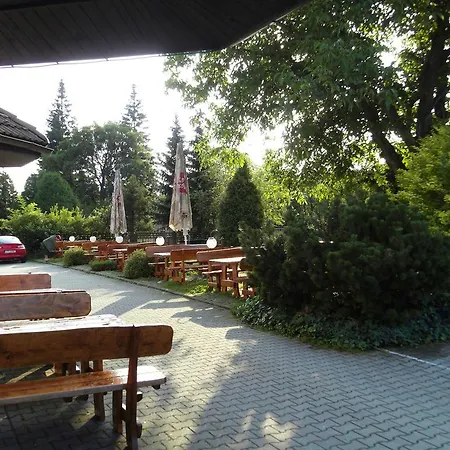 Penzion A Restaurace U Veterana *